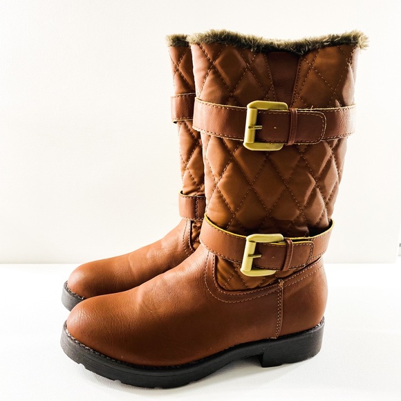 G.H. Bass & Co. Brown Quilted Winter Boots - Picture 7 of 11